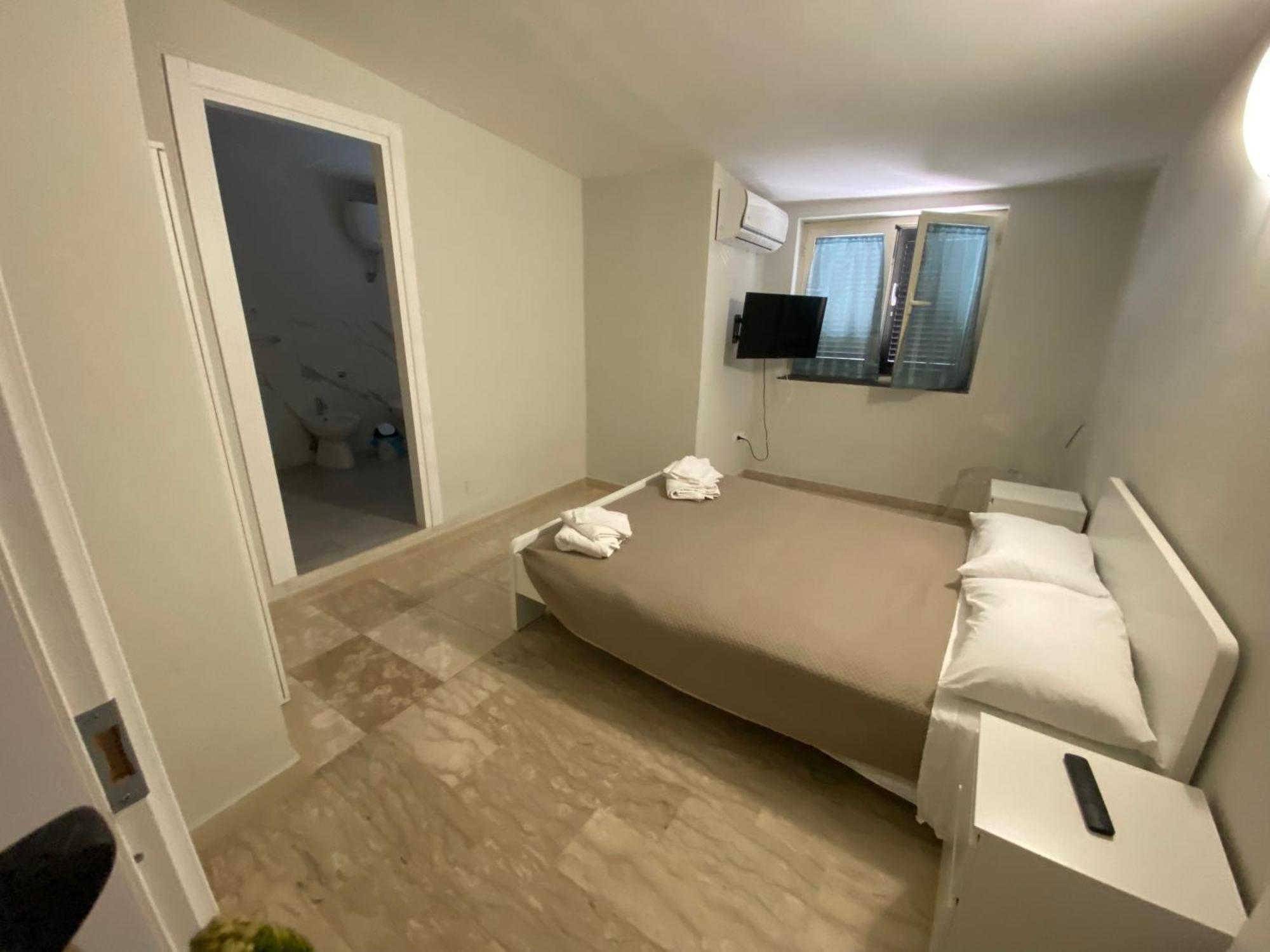 B&B Loretta Marcianise Bagian luar foto
